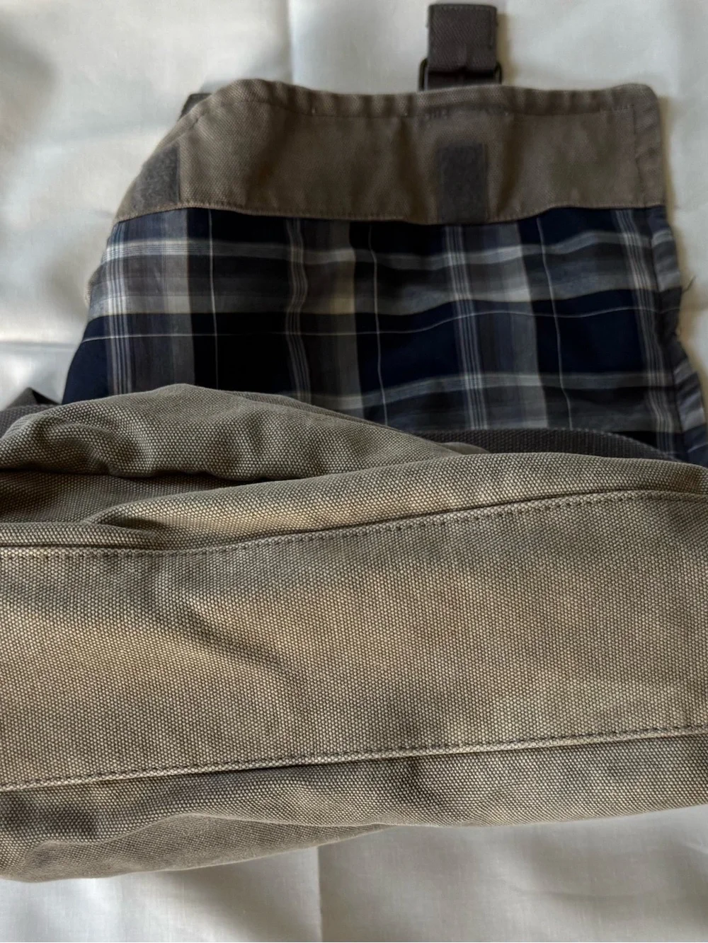 Aeropostale Navy and Light Blue Plaid Lined Jacket Interior